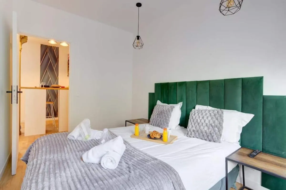 Cosy Appartement Paris Centre Apartment